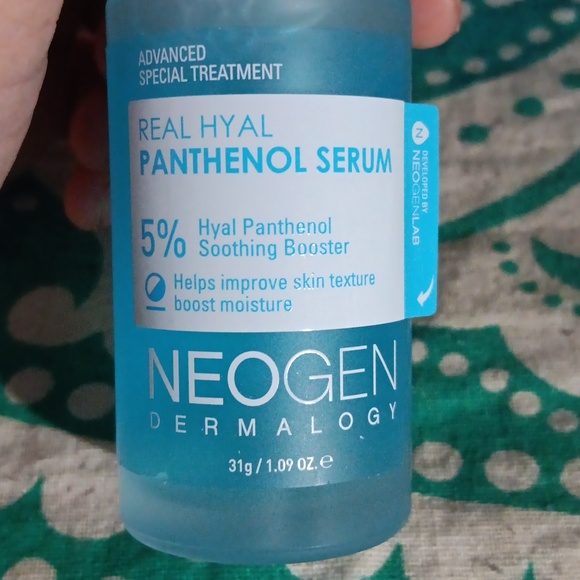 NWB... NEOGEN real Hyal Panthenol serum - Picture 5 of 5